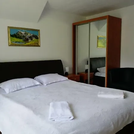 Guest house Casa Tican Bran (Brasov)